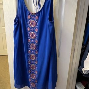 Sleeveless blue dress